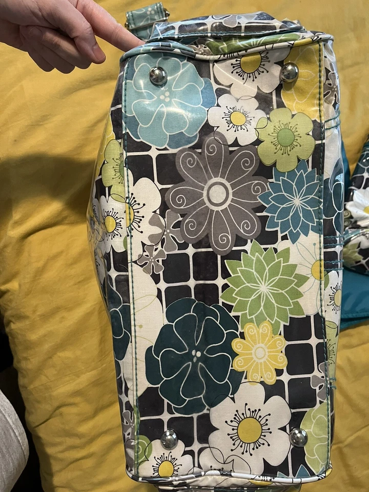 Kalencom New Orleans Laminate Diaper Bag w/Pad + Bottle Case Magnetic Buckle - Image 4 of 4