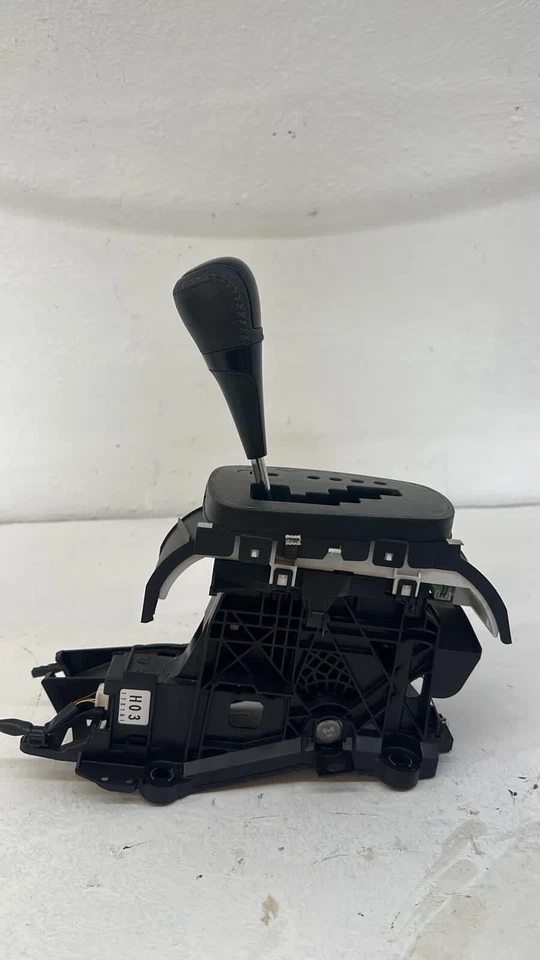 Toyota Yaris Excel 2018 híbrido CVT 1497CC HATCHBACK SELECTOR DE MARCHAS PALANCA DE CAMBIOS Foto 3 de 4