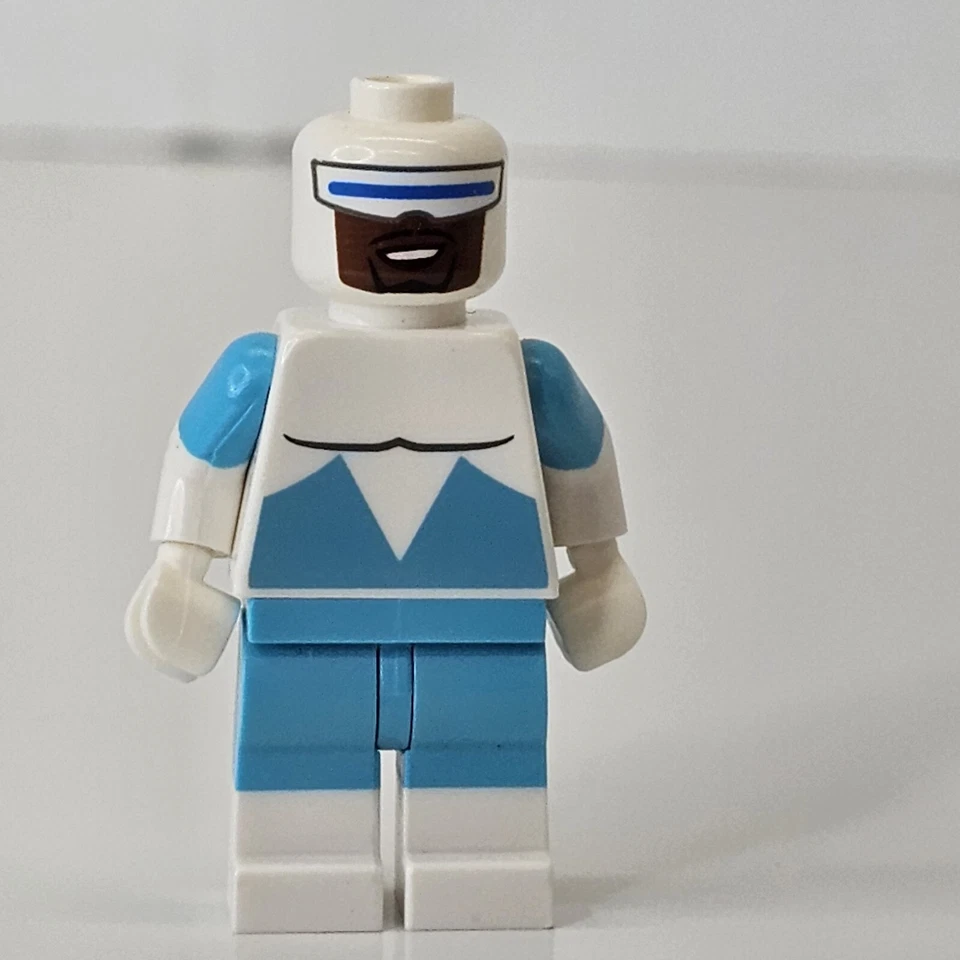 NUEVO LEGO 71024 Disney Serie 2 - Minifigura Frozone (Los Increíbles) Foto 2 de 4