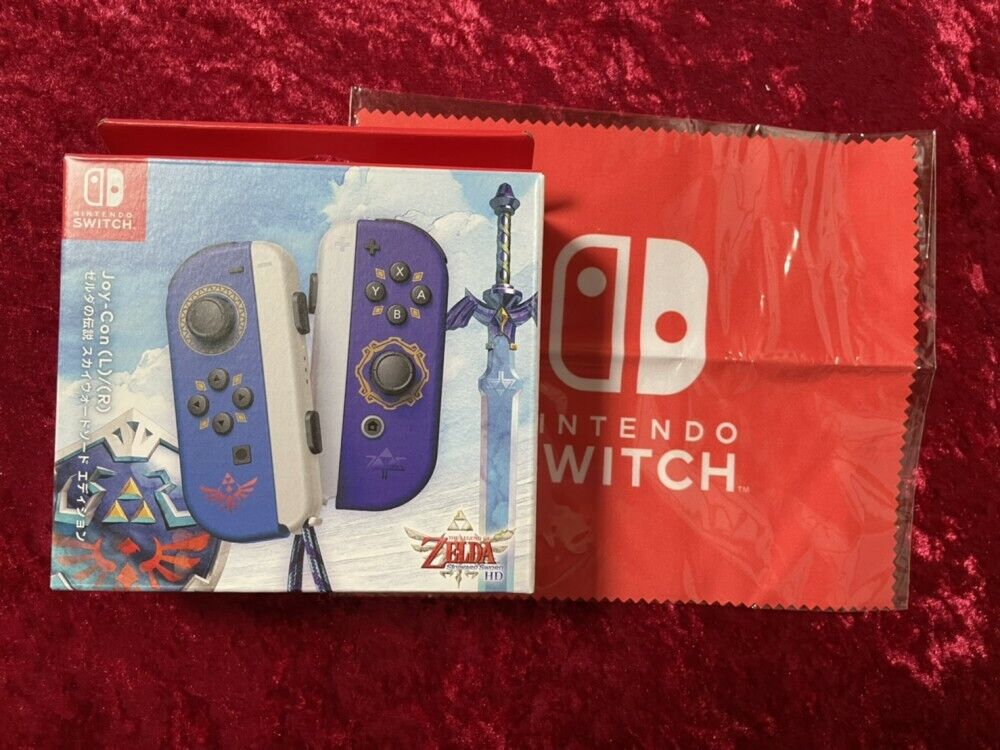 Best Buy: Nintendo Joy-Con (L)/(R) The Legend of Zelda: Skyward