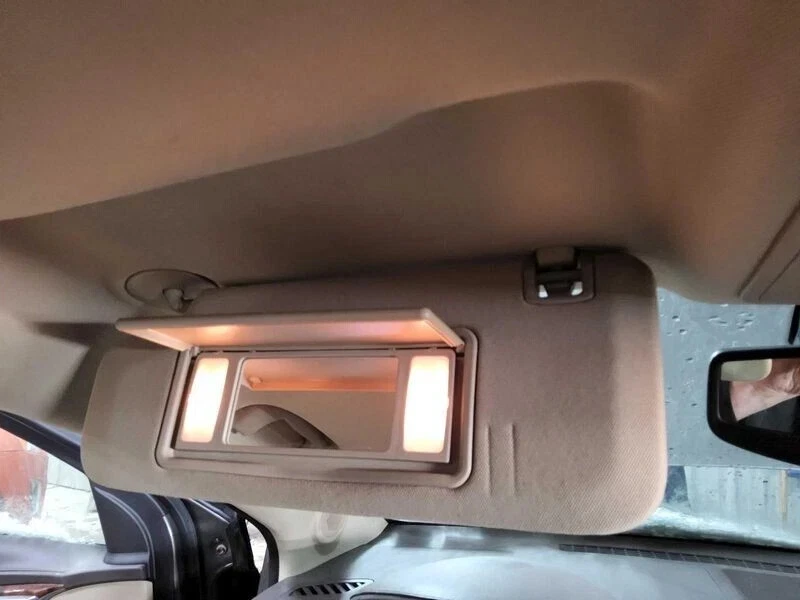 2010-2015 Buick Lacrosse LH Driver Side Sunvisor with Light Mirror TAN Color OEM - Изображение 3 из 4