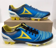 LEATHER SOCCER CLEATS PIRMA, CLASSIC STYLE.