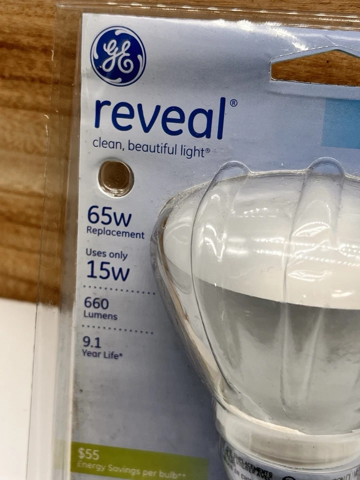 GE Reveal R30 CFL Bulb 61164 NEW 65w 660 Lumens 9 Year Bulb - Image 2 of 4