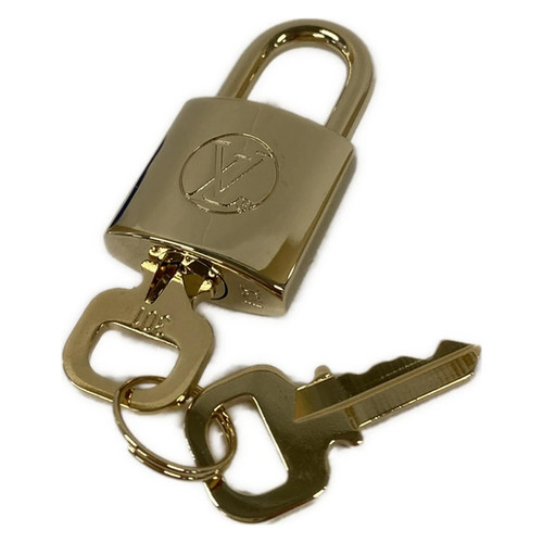 LOUIS VUITTON Gold 301 Accessory Brass Hardware