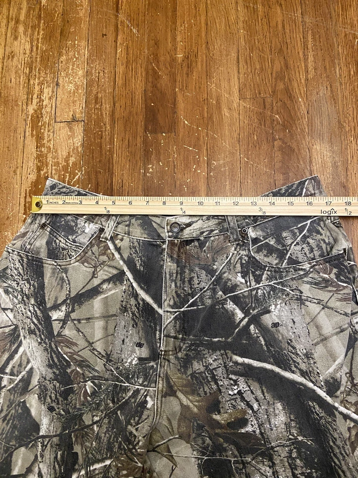 Vintage Y2K Redhead Trebark Woodland Camo Short Men’s Size 34 - Image 4 of 4