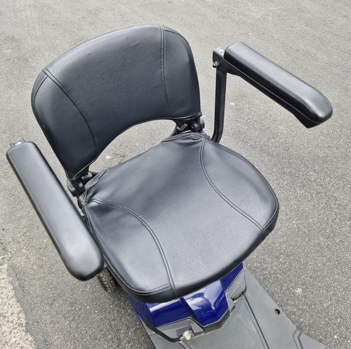 Careco Mobility Scooter with new batteries very good condition see photos - Picture 11 of 13