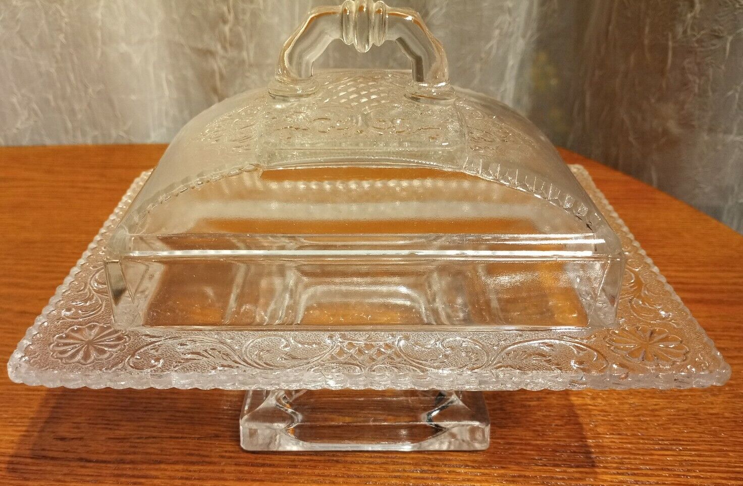 RARE EAPG Riverside Glass Jersey Lily Covered Butter Dish 