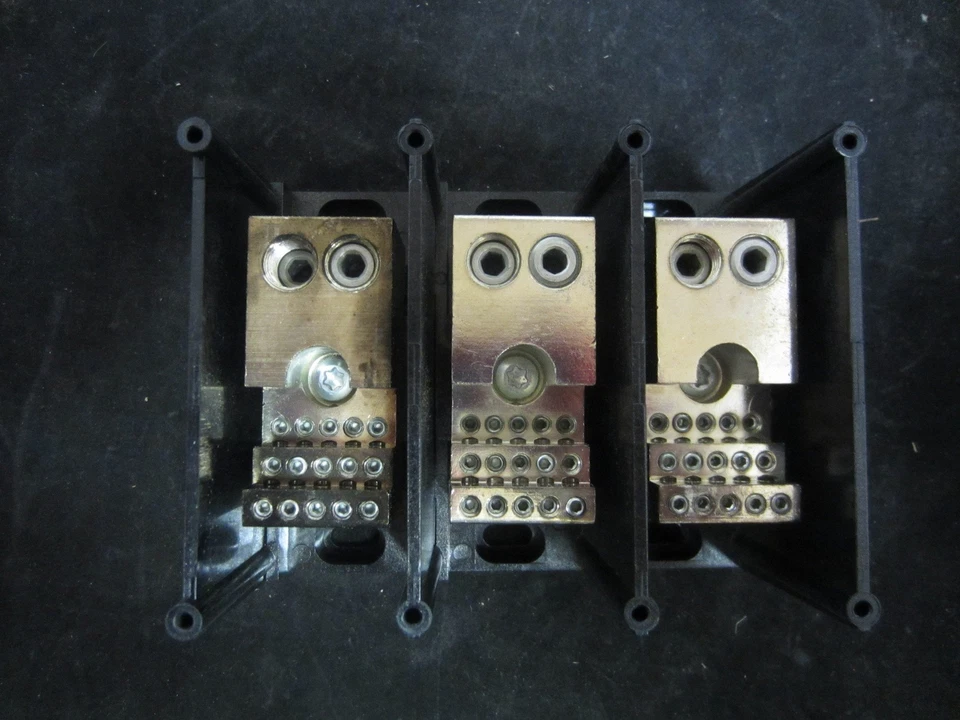 NEW Ferraz Shawmut 67553 Intermediate Power Distribution Block - Image 3 of 3