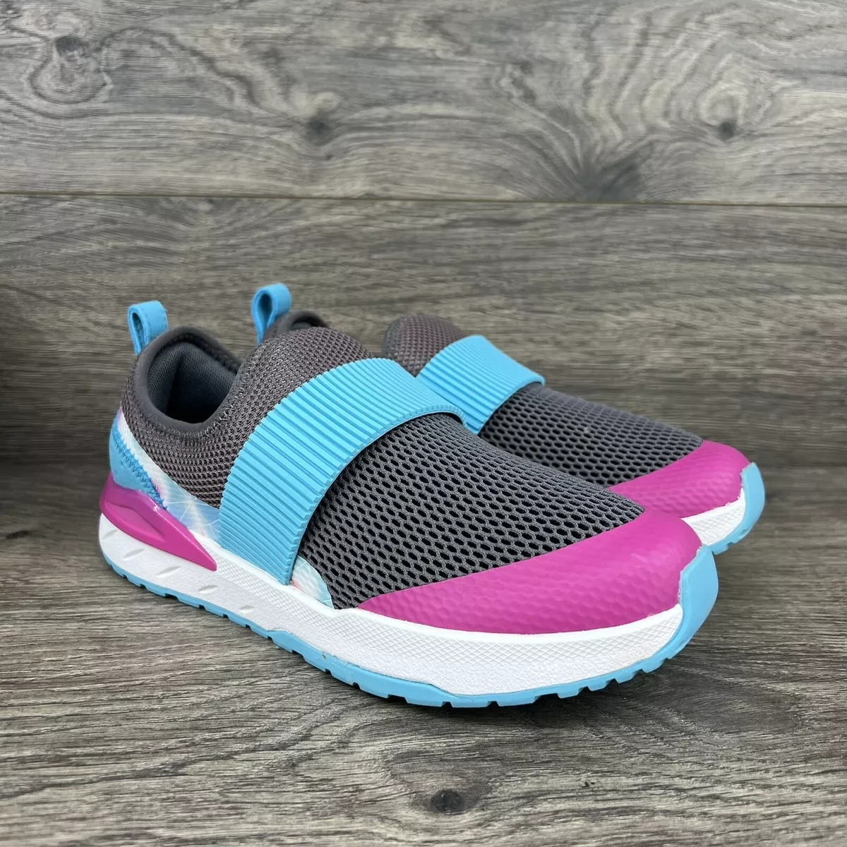 DSG Pace Girls Slip on Athletic Shoes Size 4.5 Youth Gray