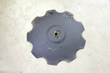 18" notched disk blade with 3/4" round hole, 1-3/4" concave