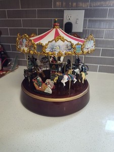 Mr Christmas Marquee Grand Carousel | eBay