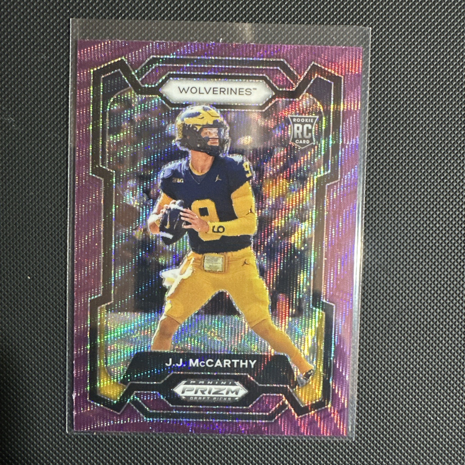 2024 Panini Prizm Draft Picks - J.J. McCarthy #132 Purple Wave Prizm (RC)