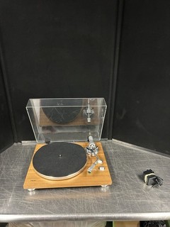 TEAC Walnut Analog Turntable TN 400BT