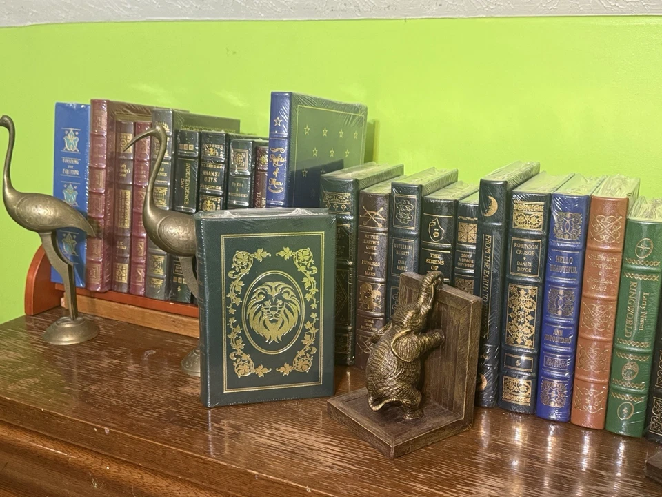 Gregory Maguire's A Lion Among Men, Signed Edition LEATHER BOUND - sealed - Image 3 of 4