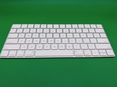 Apple Magic Keyboard | Lightning | Bluetooth | Wireless | A1644