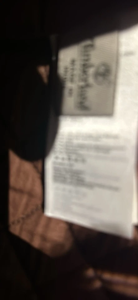 Timberland Bolsa Estilo # A2J1S601 Borgoña en Color Emblema en Bolsillo Frontal Foto 2 de 4