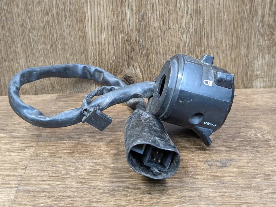 2013-2017 KAWASAKI NINJA 300 EX300 LEFT CONTROL HORN SIGNALS SWITCH - 46091-0407 - Image 4 of 4