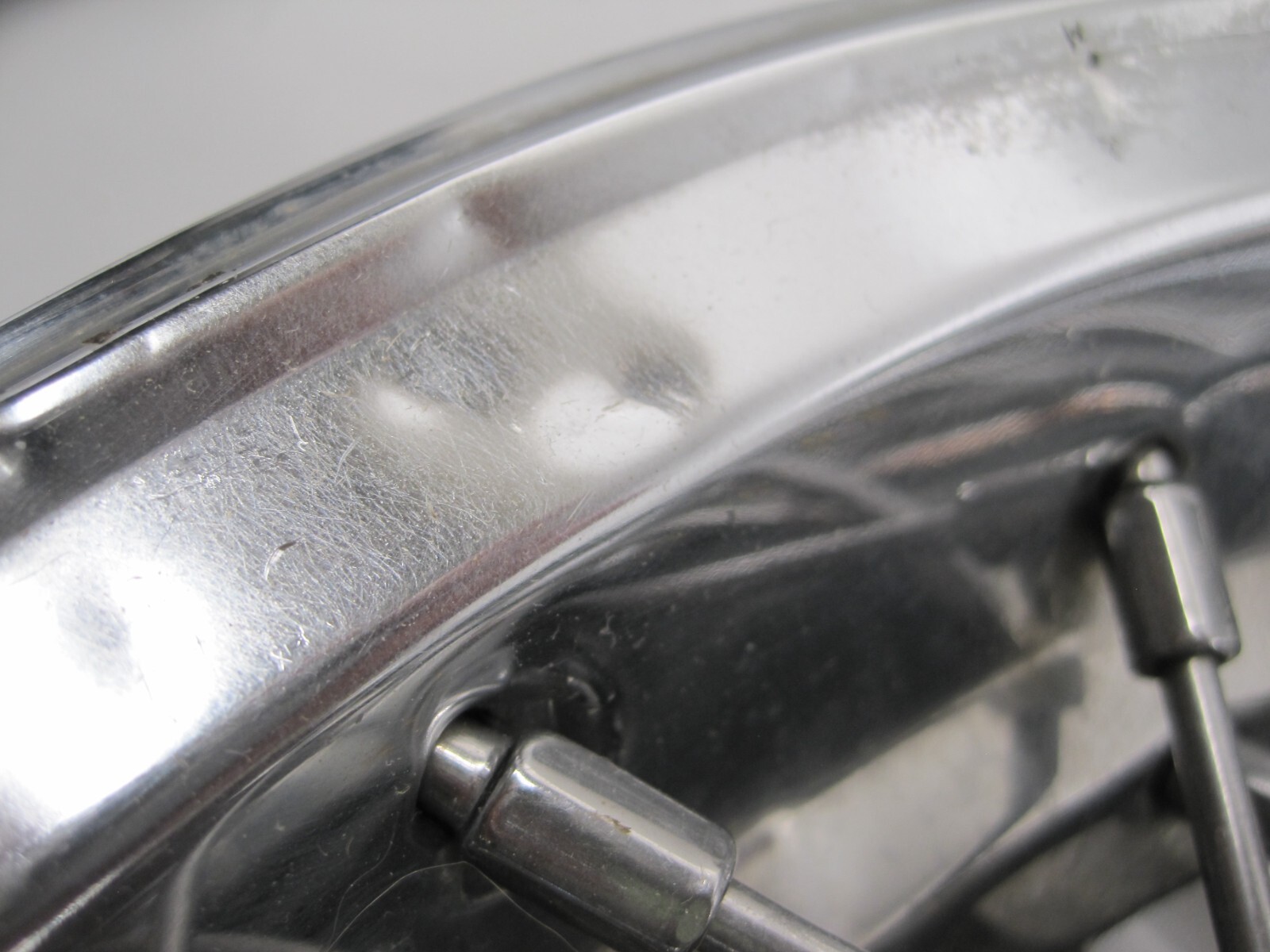 Set 4 1977 1978 Buick Riviera Electra Park Avenue locking wire wheel