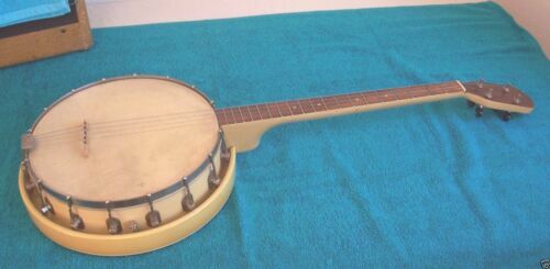 Framus 1969 4-string Tenor Banjo (19 frets), mylar head & Gator