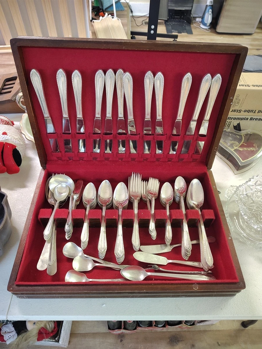 Wm. Rogers & Son 1900-1940 Antique US Silver-Plated Flatware Sets