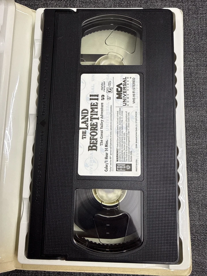 The Land Before Time II: The Great Valley Adventure (VHS, 1994, Clamshell) - Image 2 of 3