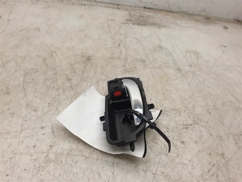 Toyota Corolla S-Prem 2016 lado del pasajero puerta trasera manija interior  Foto 4 de 4