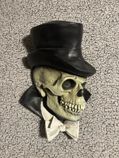 Vintage Halloween Blow Mold Rare Skull Top Hat Glow/Flash Eyes Paper Magic Works