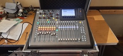 Behringer X32 Compact Digital Mischpult - X Card und Swann Flightcase (389SO)