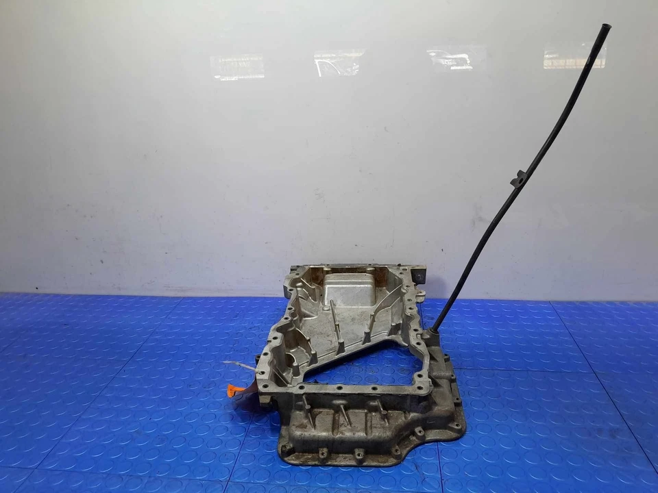 11-20 Dodge Grand Caravan 3.6L Upper Engine Oil Pan OEM 68051597AD - Image 2 of 4