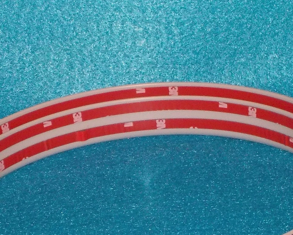 1995 1996 1997 Lincoln Town Car Rear Bumper Molding Chrome F5VY17C830A FO1157232 - Image 3 of 4