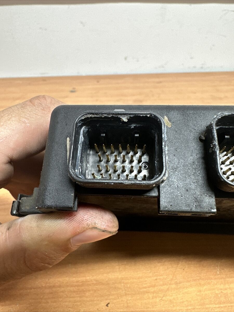 2008 YAMAHA VX110 CRUISER OEM ECU COMPUTER 6D3-8591A-C0-00 2008 YAMAHA VX110 CRUISER OEM ECU COMPUTER 6D3-8591A-C0-00