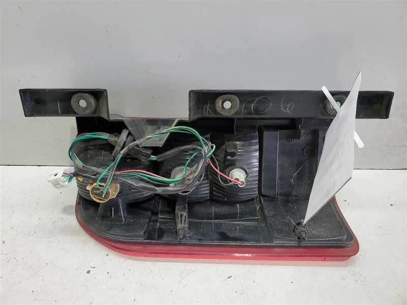 2012-2019, Nissan NV2500, RH Tail Light Quarter Panel Mounted, PN - 26550-1PA0A - Image 4 of 4