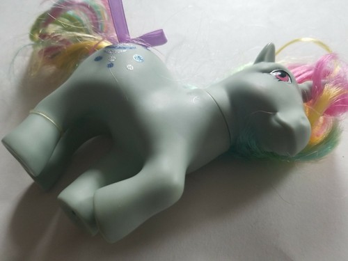 My Little Pony 35th Anniversary Moonstone Scented Pony Bridge Direct 2017 - T324 - Bild 3 von 3