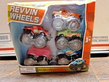 Friction Powered Revving Wheels Includes 5 Vehicles New