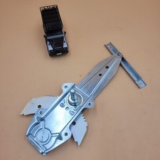 LAND ROVER DEFENDER 2007-2016 LH / LEFT HAND REAR DOOR MANUAL WINDOW REGULATOR