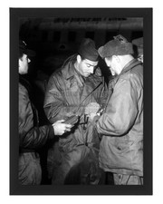JOE DIMAGGIO AUTOGRAPH BASE KOREA BASEBALL PLAYER 1950 8X10 FRAMED PHOTO