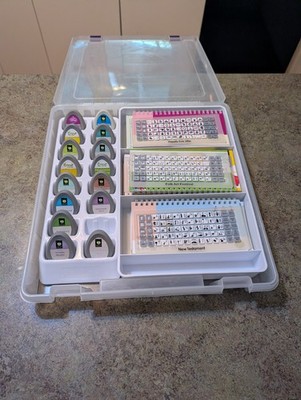 CRICUT Craft Set Cartridges (15) & Overlays Booklets with Carry Case