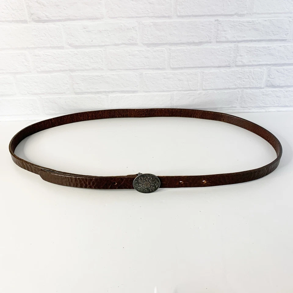 Mossimo Supply Co Cinturón Ajustado Cuero Marrón Hebilla Floral Talla Grande EE. UU. Foto 4 de 4