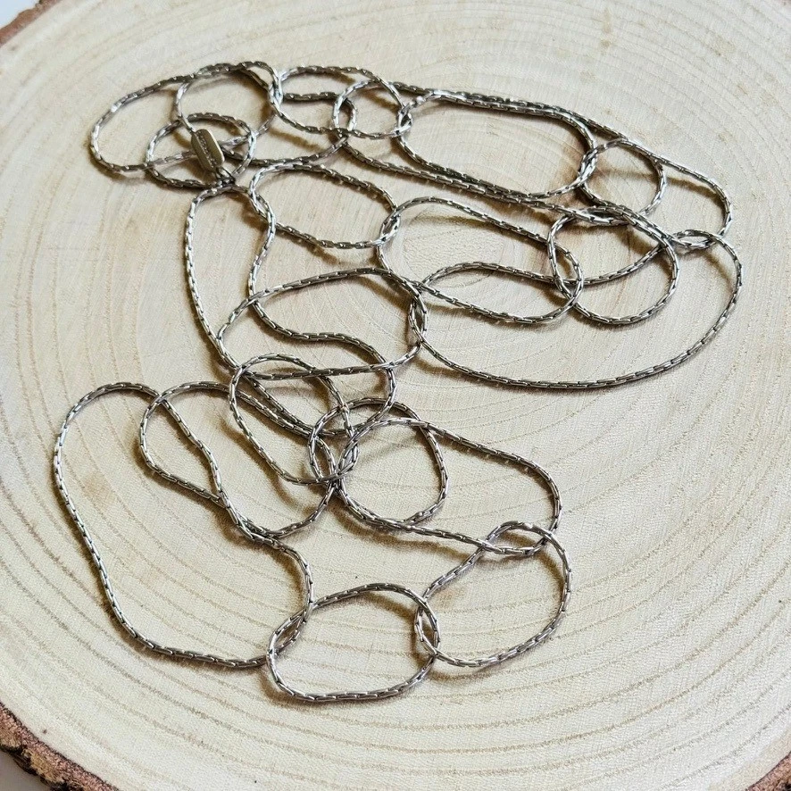 Collar de metal flexible plateado Lisa Freede collar de eslabones llamativos diseñador MOD Foto 4 de 4