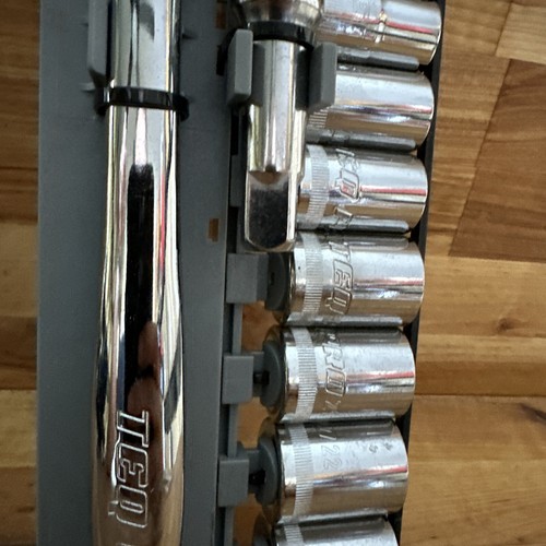 TEQ Correct Pro By Gearwrench 8802A 1/2" Drive 12 Pc Ratchet Socket Set Metric - Picture 6 of 12
