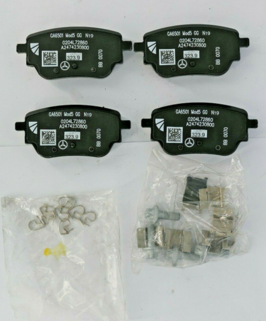 MERCEDESBENZ CLA C118 Rear Wheel Brake Pad Set A0004207500 GENUINE for