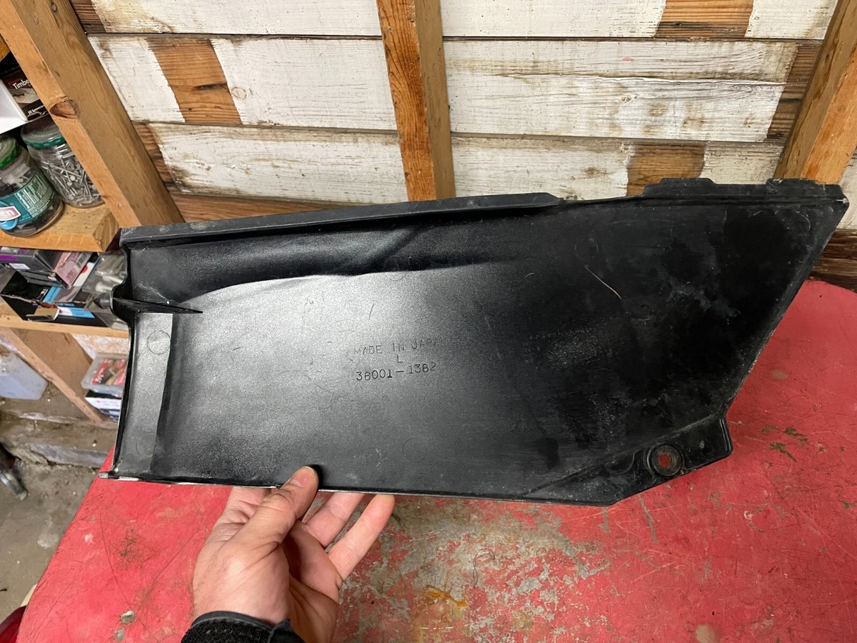 Kawasaki ZX600 Left Side Cover Panel Cowl ZX 600 Ninja 36001-1382