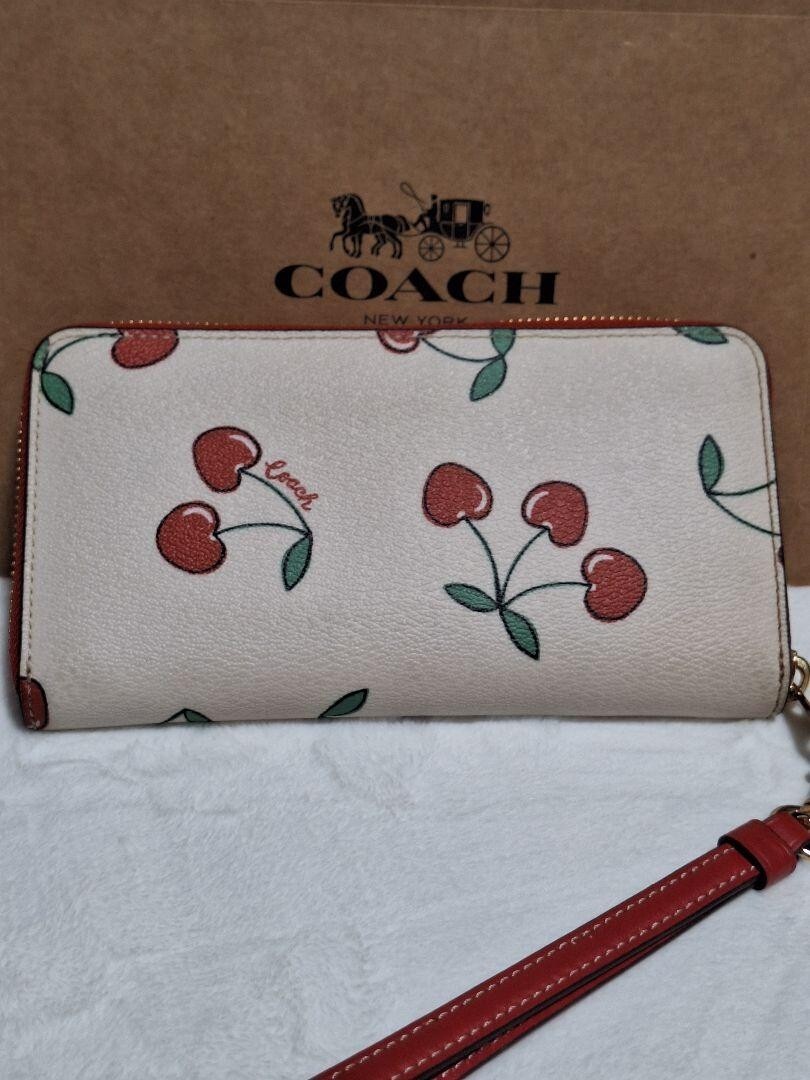 【COACH】☆Long Zip Around Wallet☆日本未発売☆送料無料!! Coach Long Zip Around Wallet In Signature Canvas With Jumbo