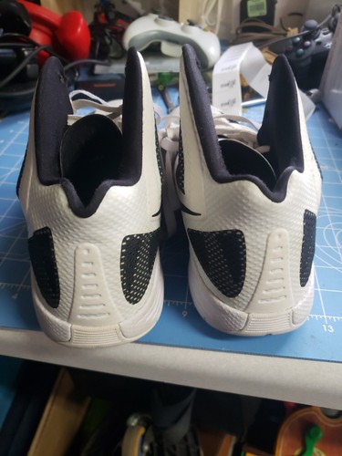 Nike Zoom Hyperfuse 2011 Size 11.5 454153-100 (Women's White) - Picture 5 of 10
