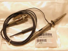 Tektronix P2200 1X/10X 200MHz Passive Probe for TDS1000/2000 Tektronix Scopes