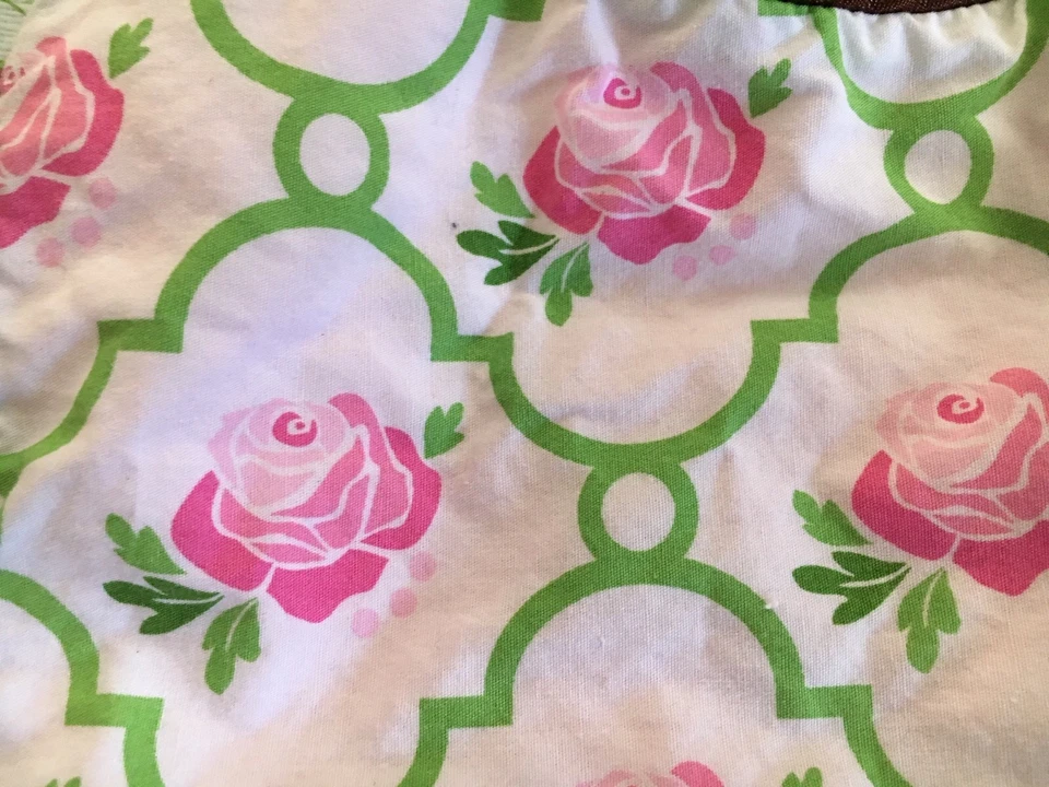 Babero de bebé Caden Lane rosa rosa Foto 3 de 4