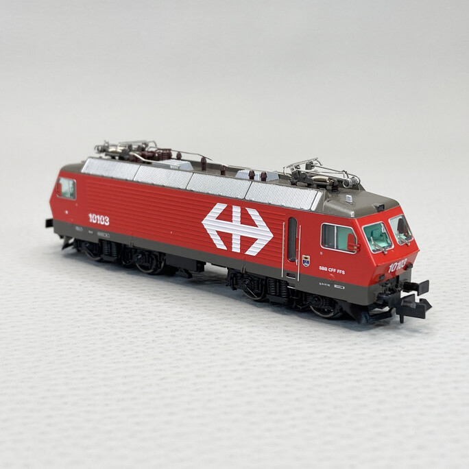 LOCOMOTIVE MAERKLIN Re4/4 IV 10101 (Neu (gemäss Beschreibung)) in