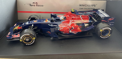Minichamps 1:18 Toro Rosso STR3 S. Vettel 2008 mit OVP, First Win Monza!
