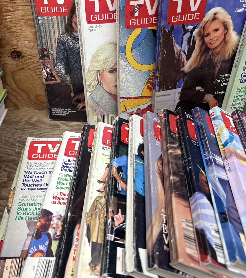 TV Guide Magazine Lot of 55 Issues From 1987-1988 Classic Television Collectible - Image 4 of 4