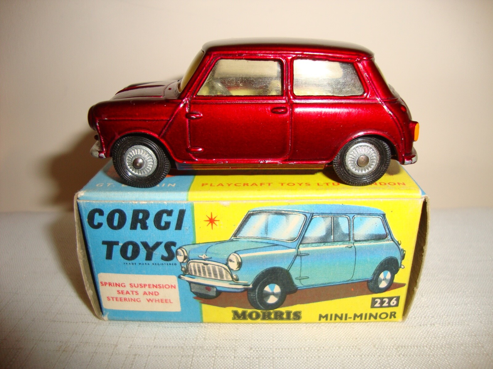 Corgi 226, Morris Mini - Free Price Guide & Review